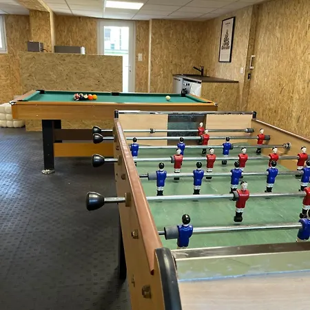 Hébergement de vacances Chez Riri Et Mimi, 6-8 Personnes Avec Grande Salle De Jeux *