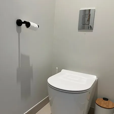 Chez Riri Et Mimi, 6-8 Personnes Avec Grande Salle De Jeux
