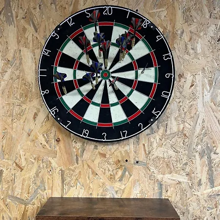 Chez Riri Et Mimi, 6-8 Personnes Avec Grande Salle De Jeux Hébergement de vacances *