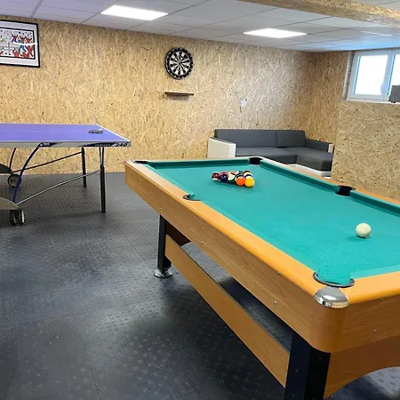 Chez Riri Et Mimi, 6-8 Personnes Avec Grande Salle De Jeux *