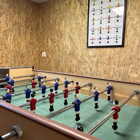 Chez Riri Et Mimi, 6-8 Personnes Avec Grande Salle De Jeux Hébergement de vacances Chambretaud